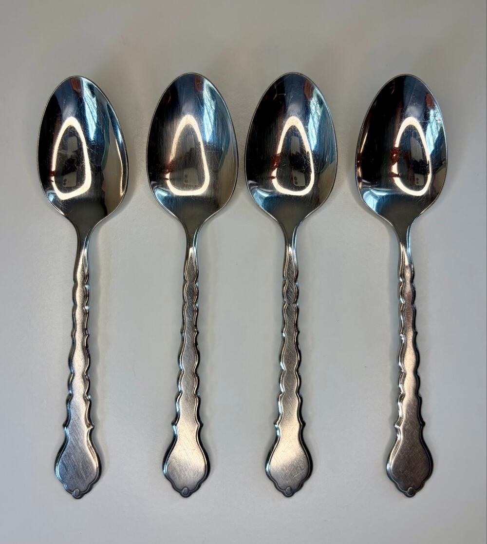 Oneida Cello Teaspoon Set of 4
